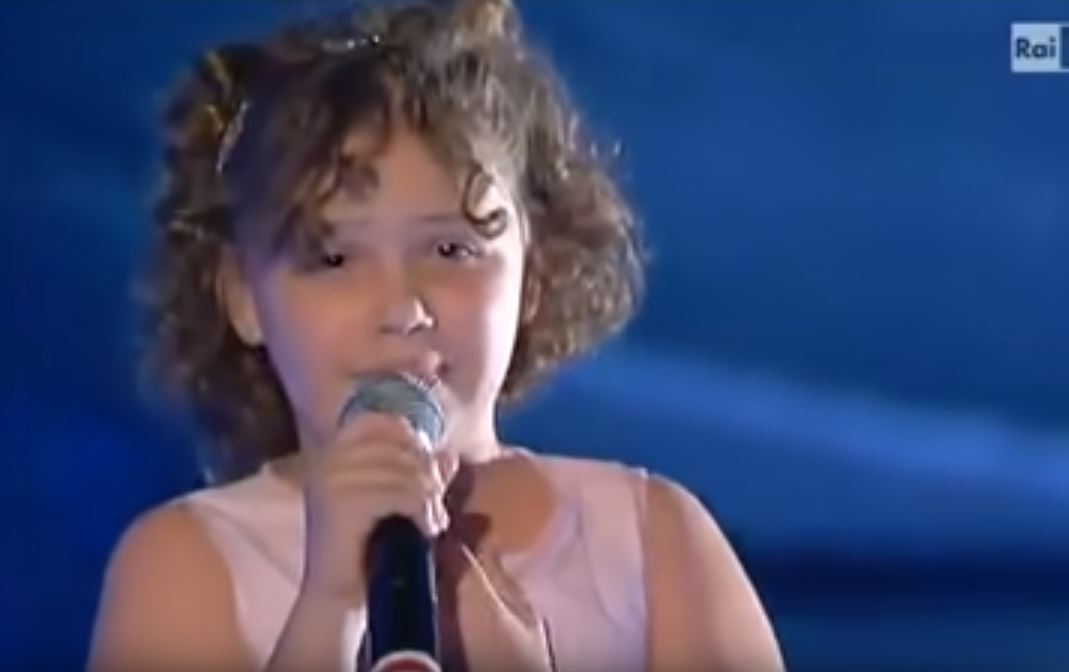 Volt aki azt hitte, Pavarotti rokona, olyan gyönyörűen énekel ez a 11 éves kislány