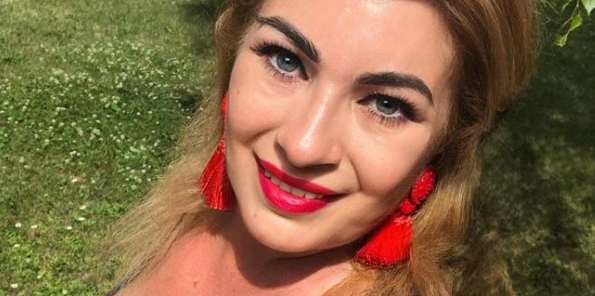 Ezt látnod kell: Kiszel Tünde gésaként pózol júliusi naptárfotóján
