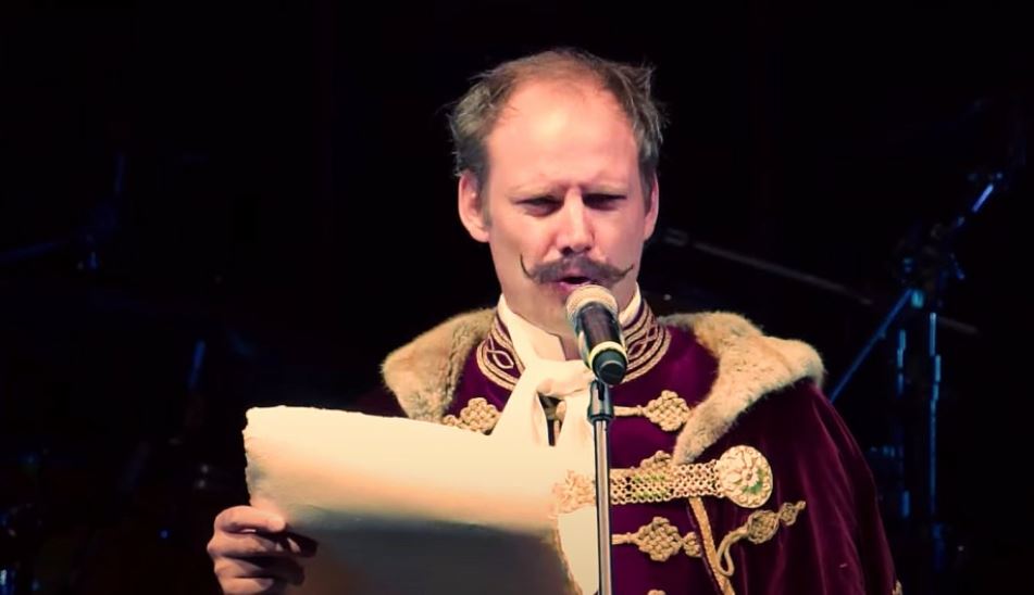 Zeneipari főispánként mondott fergeteges beszédet Bödőcs: “Nálunk az Andik nem katáznak, de a Lőrincek…”